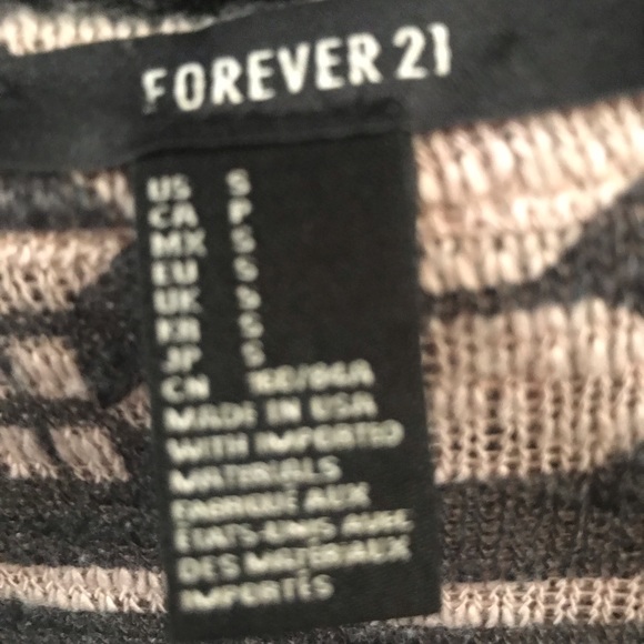 FOREVER 21 TRIBAL TOP - Picture 4 of 4